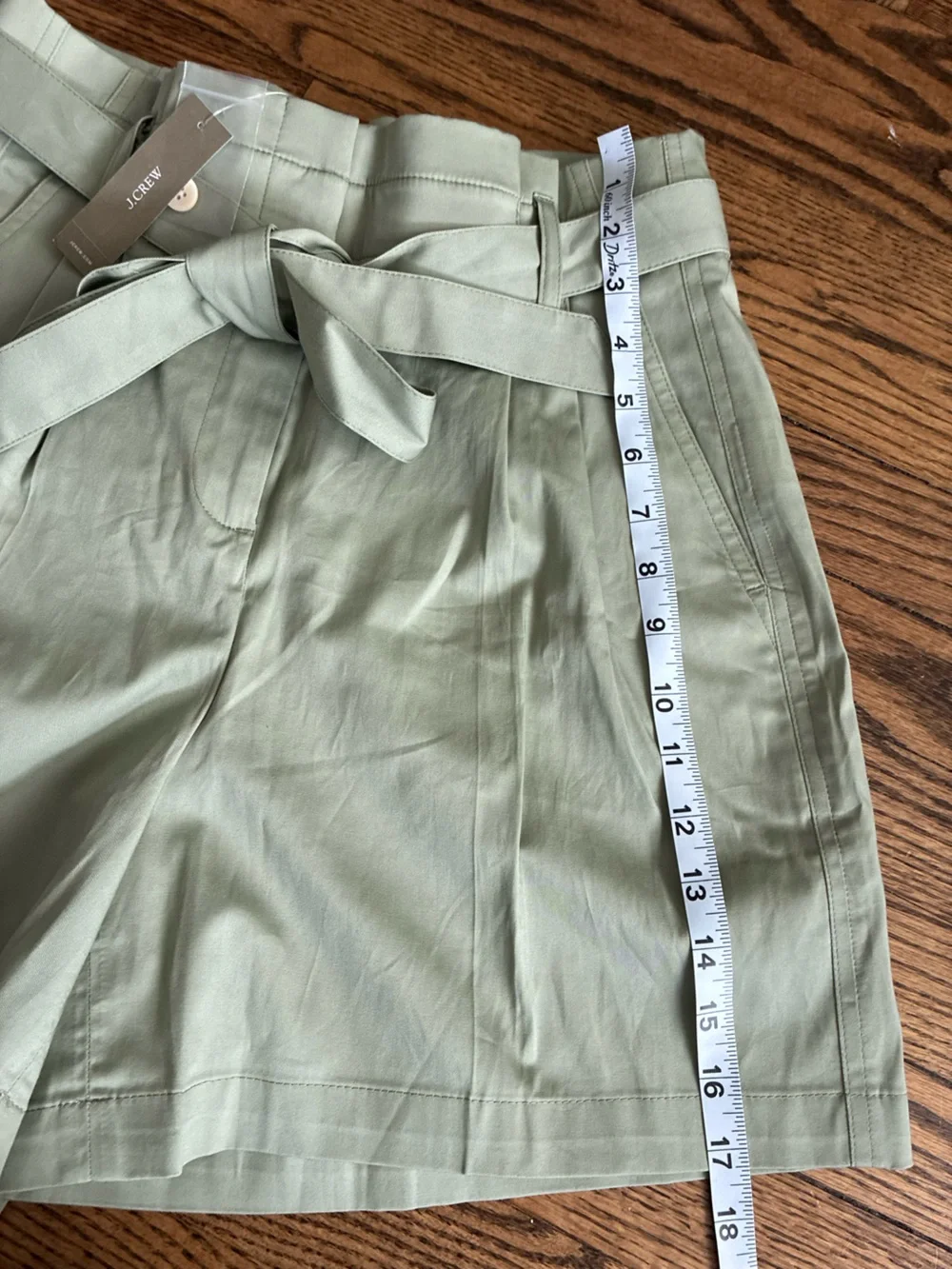 NWT J Crew High Waisted Paper Bag Shorts GREEN size 6
